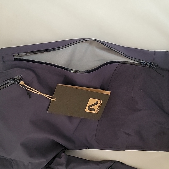 FLYLOW Men's Ski/Snowboard Pant - Picture 4 of 10